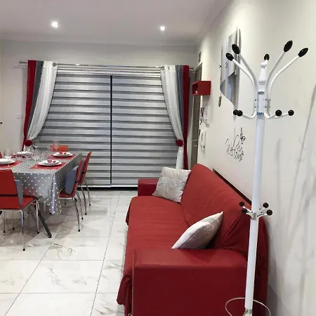 Klimatisierte Ferienwohnung In Mit Grill Und Terrasse *