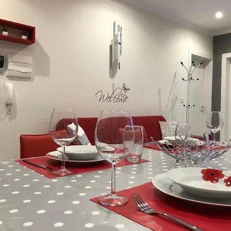 Klimatisierte Ferienwohnung In Mit Grill Und Terrasse Apartamento *