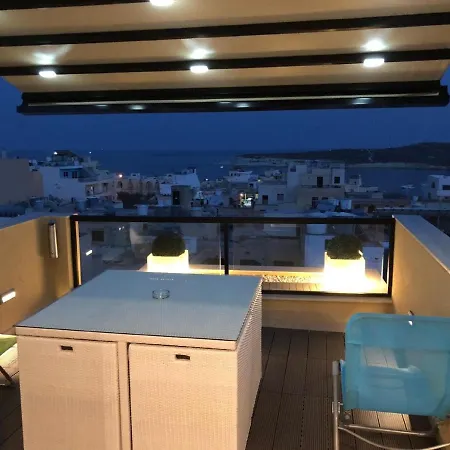 Klimatisierte Ferienwohnung In Mit Grill Und Terrasse