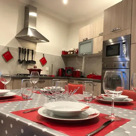 Klimatisierte Ferienwohnung In Mit Grill Und Terrasse *